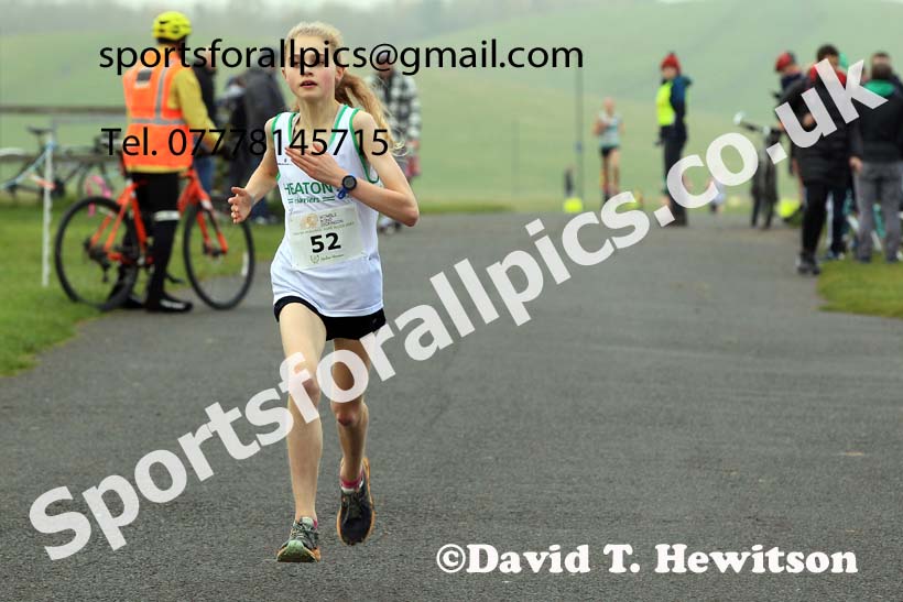 Boys and Girls Under-15s, 2022 Heaton Memorial 10k Road Race, Newcastle Town Moor.  Photo: David T. Hewitson/Sports for All Pics